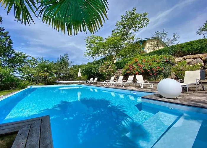 Maison Olea ル・ビュグ